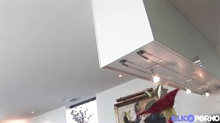 Bella bionda matura scopata da un ragazzo