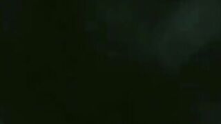 Sempre in ginocchio per succhiarlo