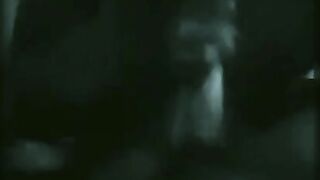 Sempre in ginocchio per succhiarlo