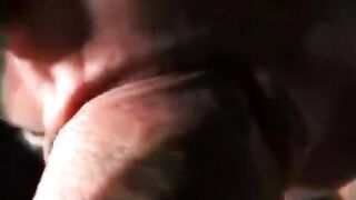 Troiona matura spompina in auto