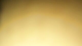 Mia moglie succhia con dildo a ventosa in culo