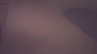 Capezzoli strizzati e tirati