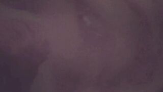 Capezzoli strizzati e tirati