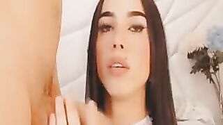 Trans bellissima con tanta voglia di succhiare il cazzo del fidanzato