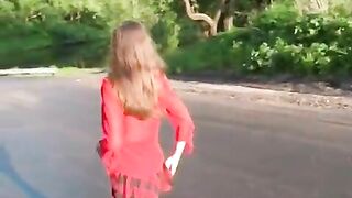 Troietta russa batte in strada e scopa a casa