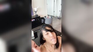 Due zoccole per un bel cazzo