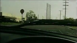 Bella troietta batte in strada e scopa in casa