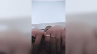 Rosella si sfonda la figa