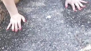 Grassa e bionda puttana al lavoro in strada