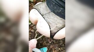 Scopato nella foresta da due viziosi...