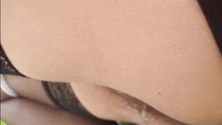 Anteprima del video: Lei che piscia e si masturba