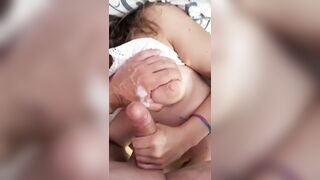 Una sega lunga e con fiale esplosivo