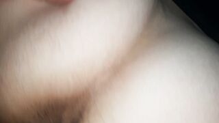 Scopo la figa rumena dopo pranzo