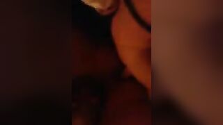 Succhio e sego il cazzo di mio marito