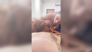 Il mio cazzo per due troie rumene