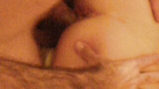 Anna sfondata a pecorina da un Albanese