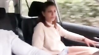 Quando la mogliettina ha voglia di un cazzo in culo...