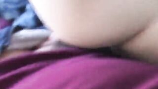 Bella troietta bruna pagata e scopata