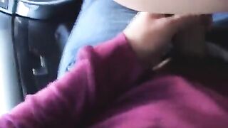 Bella troietta bruna pagata e scopata