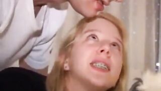 Bella teen bionda inculata