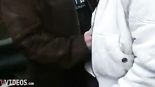 La puttanella si soddisfa da sola