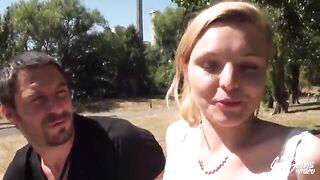 Sindy  bionda troietta 20enne inculata al parco