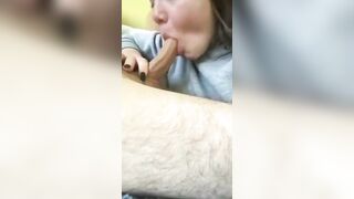 Anteprima del video: Un bel cazzo per la troietta pompinara