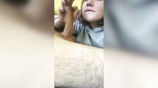 Un bel cazzo per la troietta pompinara