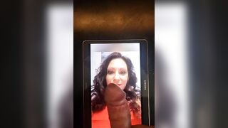 Fan sborra sul viso di amante puttana