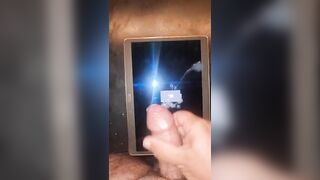 Fan sborra sul viso di amante puttana