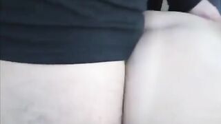 Puttanella rumena scopata in auto