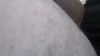 Puttanella rumena scopata in auto