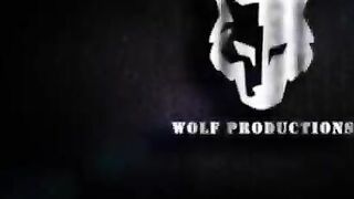 Bella puttanella scopata da motociclista