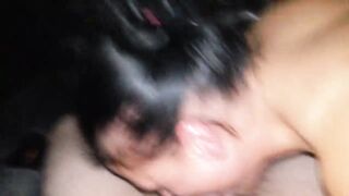 Puttana gode in auto