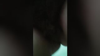 Mia moglie mostra il suo culetto