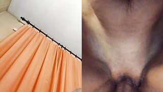 Mi fai vedere quanto è puttana tua moglie?