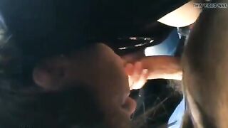 Pompino in auto con la fidanzata