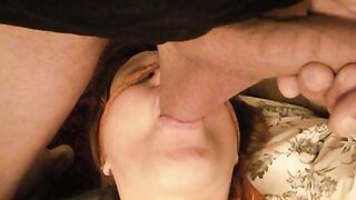 Mi succhia le palle con il clito pompato