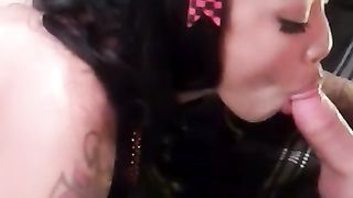 Anteprima del video: Lily Thai scopata hard