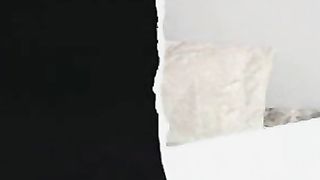 Anteprima del video: Il primo pornazzo di una troia