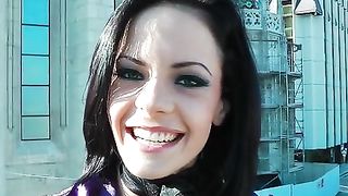 Sesso in pubblico con troietta ungherese