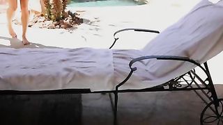 Lily Love tettona naturale