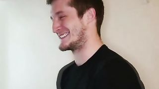 Teen latina sotto la doccia