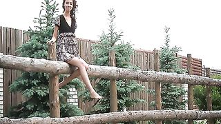 Anteprima del video: Video set con puttanella esibizionista