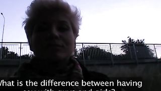 Bionda lesbica amatoriale