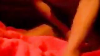 Calda teen tedesca si masturba