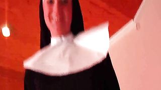 Sesso con suora carmelitana