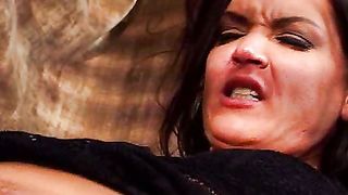 Lesbiche si esaminano la pussy