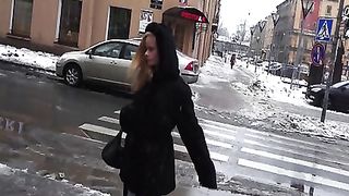 Anteprima del video: Debutto nel porno di una bionda dilettante