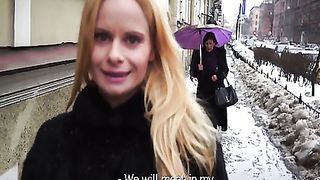 Debutto nel porno di una bionda dilettante